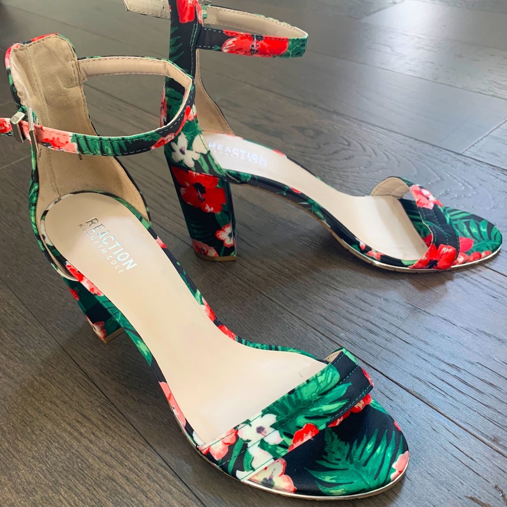 Kenneth Cole Tropical Heels